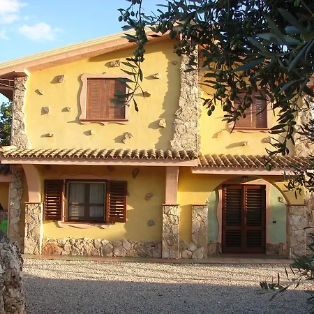 Domus Piras Εξοχικό σπίτι